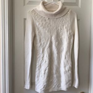 White, long sweater